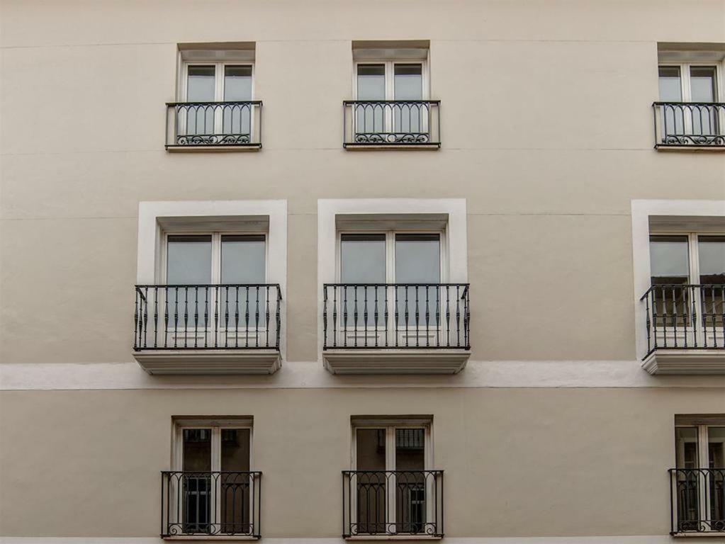 Living Burgos Apartment Екстериор снимка
